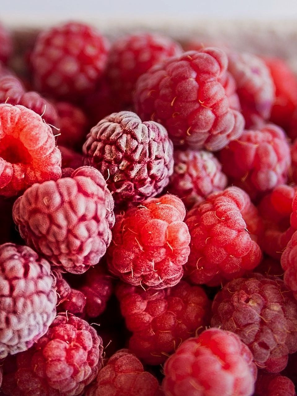 Our bestseller—a mix of seasonal berries, grapes, and fresh fruit, carefully packed for your home.